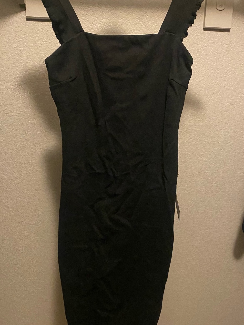 Lulu's Black Square-Neck Midi Sheath Dress